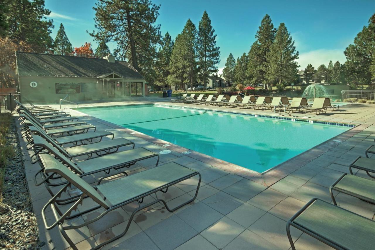 Seventh Mountain Resort Deschutes River Woods Buitenkant foto