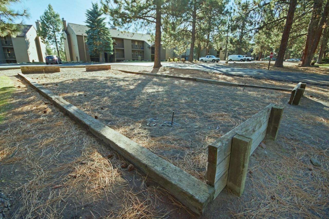 Seventh Mountain Resort Deschutes River Woods Buitenkant foto