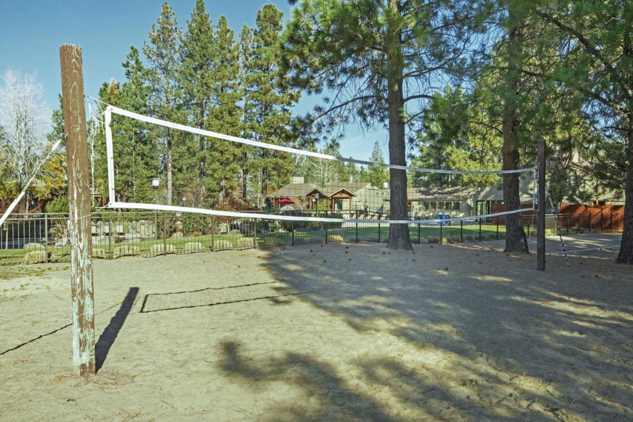 Seventh Mountain Resort Deschutes River Woods Buitenkant foto