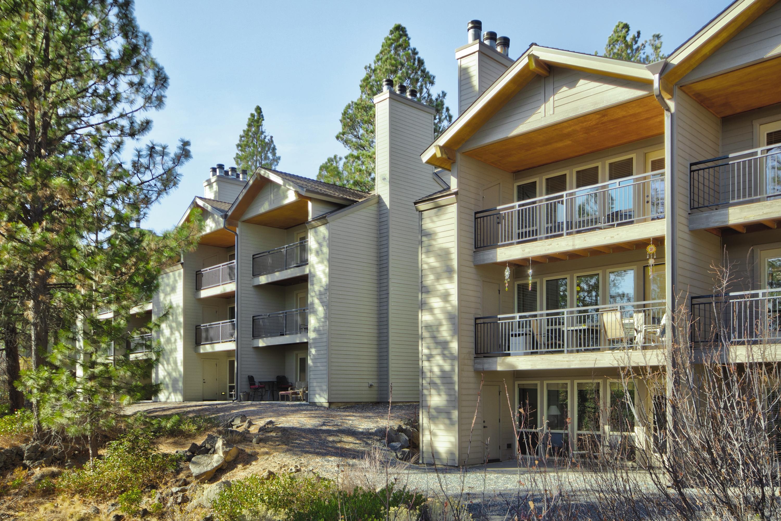Seventh Mountain Resort Deschutes River Woods Buitenkant foto