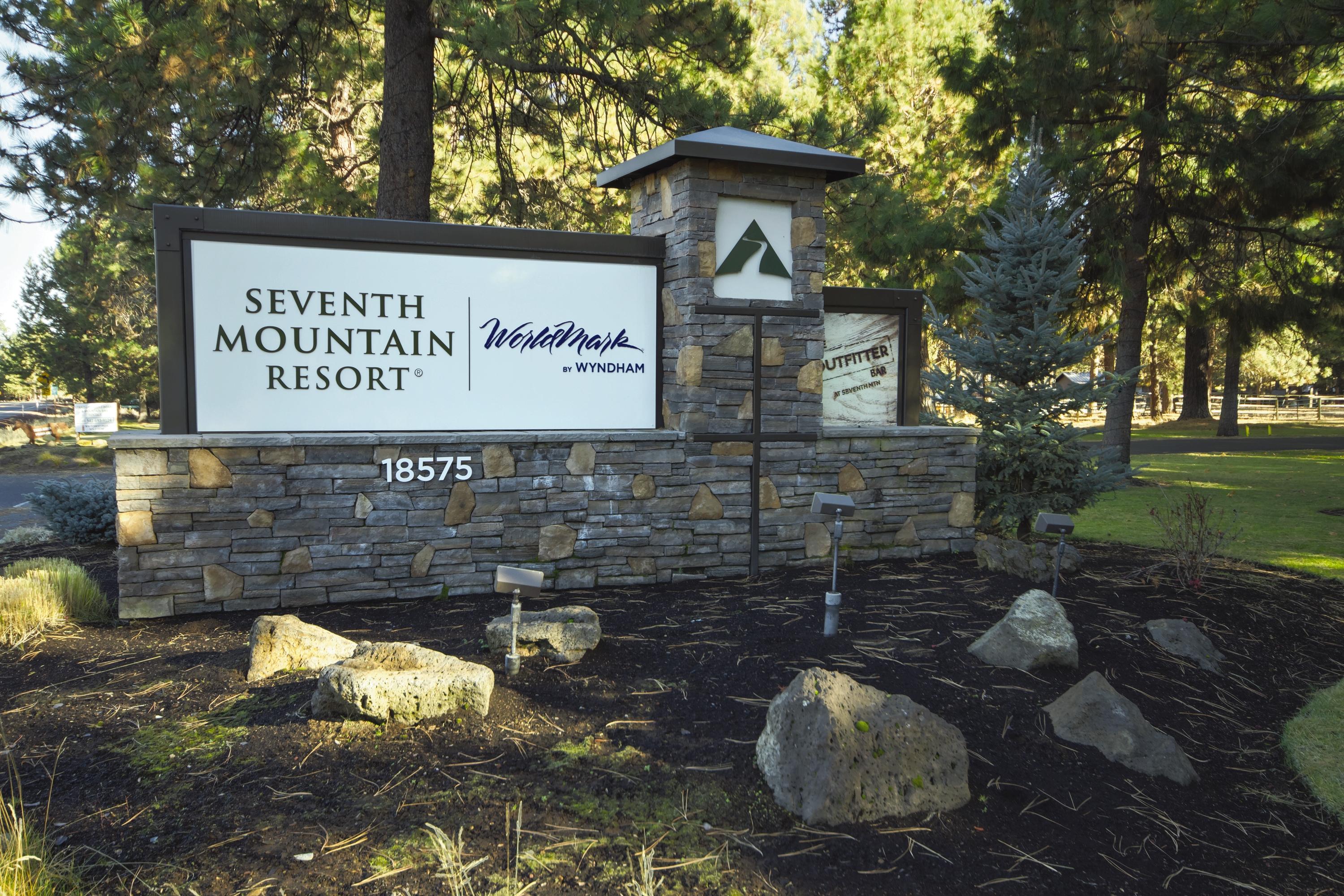 Seventh Mountain Resort Deschutes River Woods Buitenkant foto