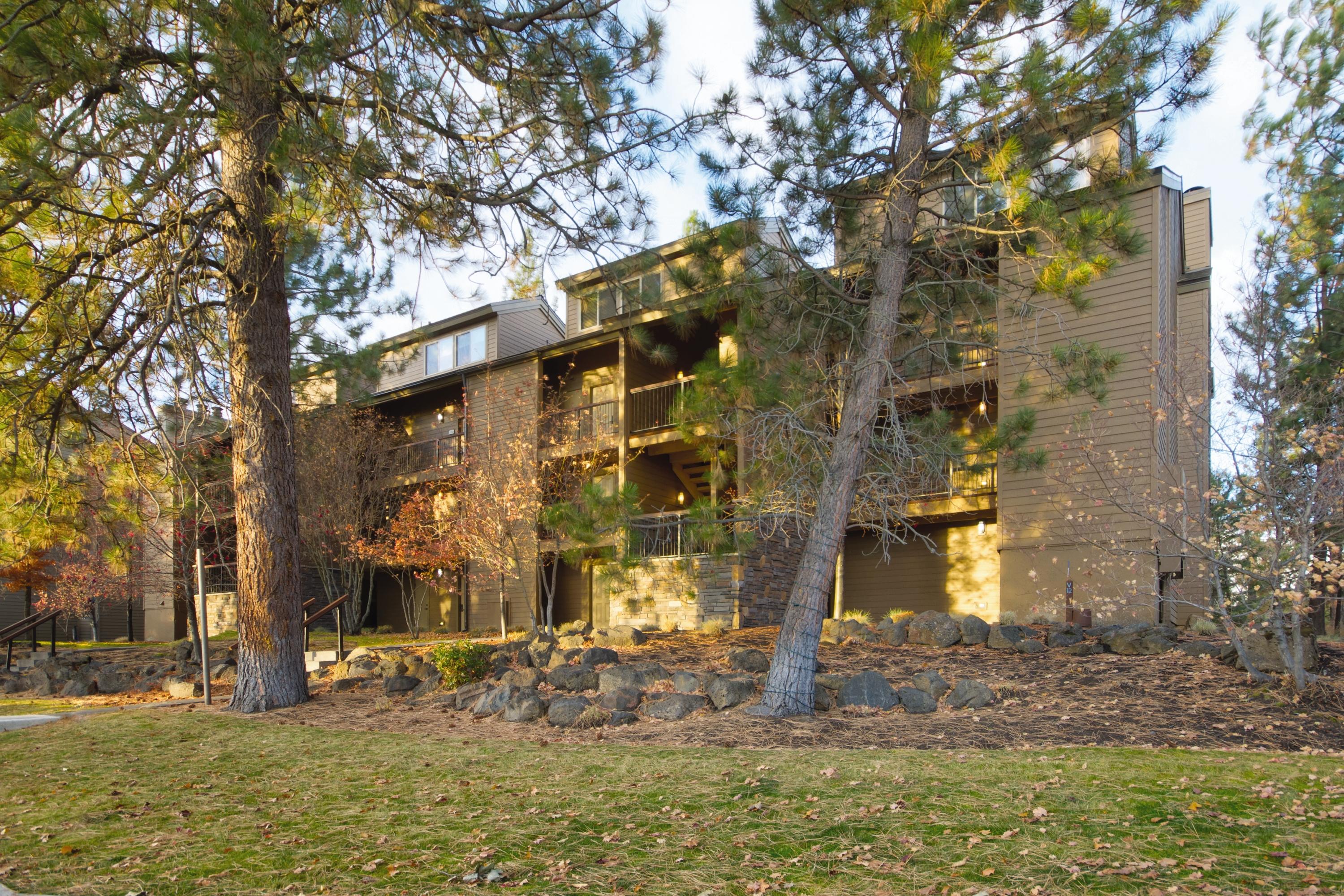Seventh Mountain Resort Deschutes River Woods Buitenkant foto